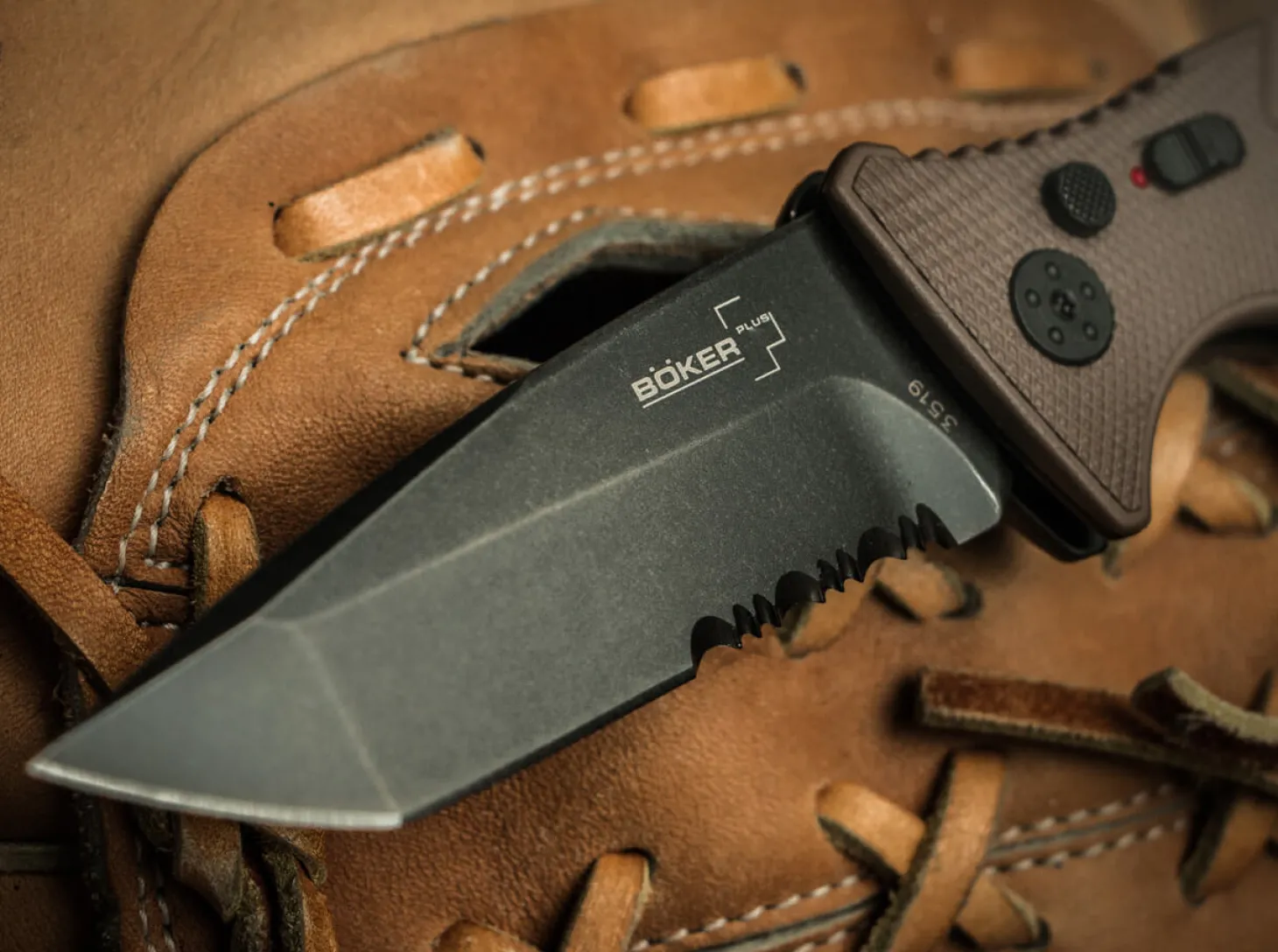 Strike Tanto Coyote